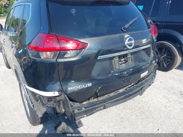 KNMAT2MT3HP618881 Nissan ROGUE SV