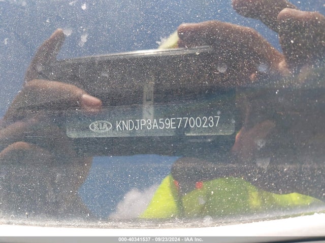 KIA SOUL + 2014 KNDJP3A59E7700237 Image 9