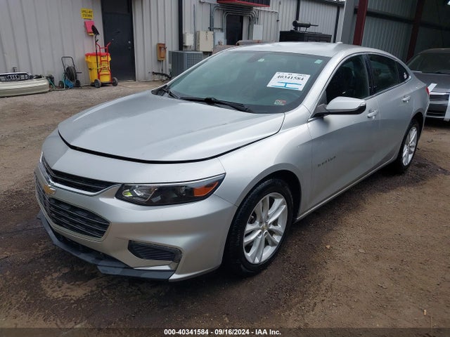 Chevrolet MALIBU LT 2018 1G1ZD5ST0JF203297 Image 2