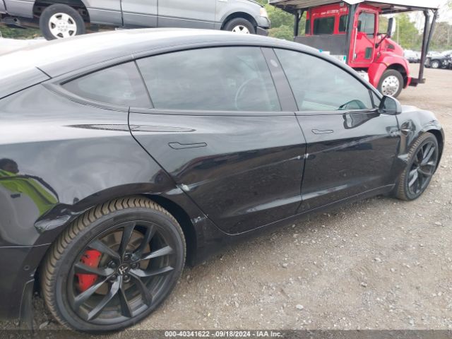 5YJ3E1EB3JF069797 Tesla Model 3 Long Range/performance