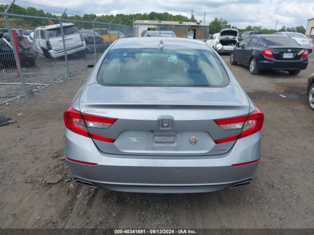 1HGCV1F94JA074688 Honda Accord Touring