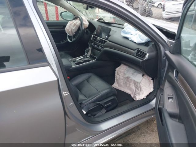 1HGCV1F94JA074688 Honda Accord Touring