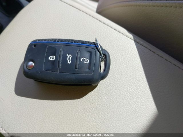 3VWDB7AJXHM212048 Volkswagen Jetta 1.4t Se