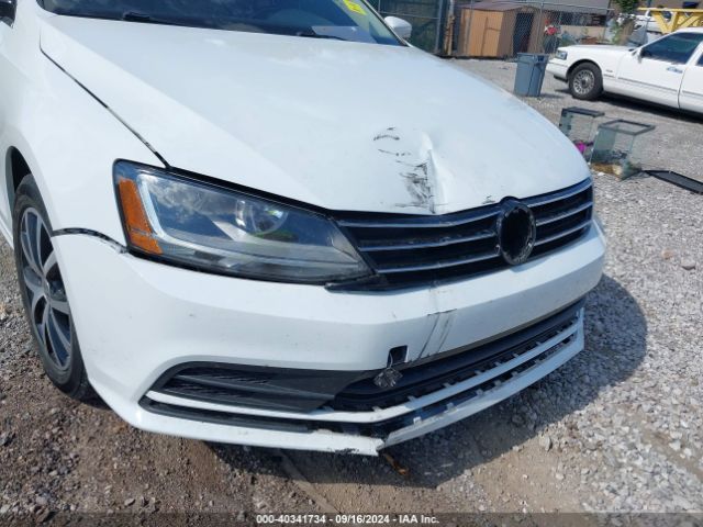 3VWDB7AJXHM212048 Volkswagen Jetta 1.4t Se