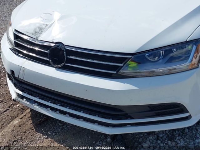 3VWDB7AJXHM212048 Volkswagen Jetta 1.4t Se
