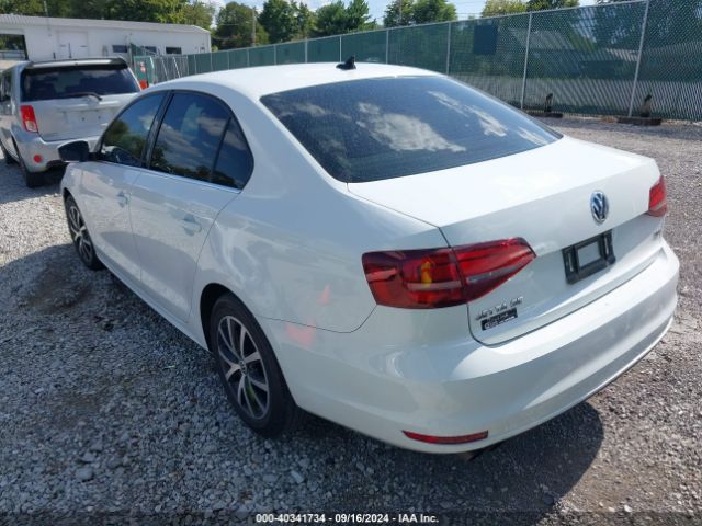 3VWDB7AJXHM212048 Volkswagen Jetta 1.4t Se