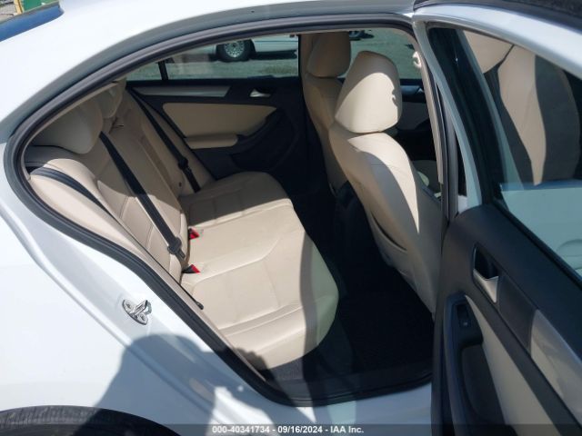 3VWDB7AJXHM212048 Volkswagen Jetta 1.4t Se
