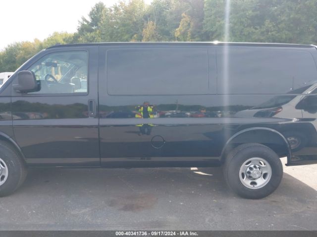 1GCWGAFP8K1364373 Chevrolet Express 2500 Work Van