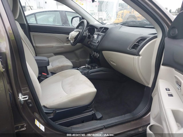 2017 MITSUBISHI OUTLANDER SPORT JA4AP3AUXHZ059402 Photo 4