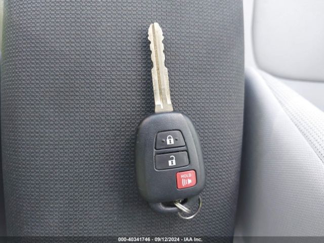 7MUAAAAG2RV094319 Toyota Corolla Cross L