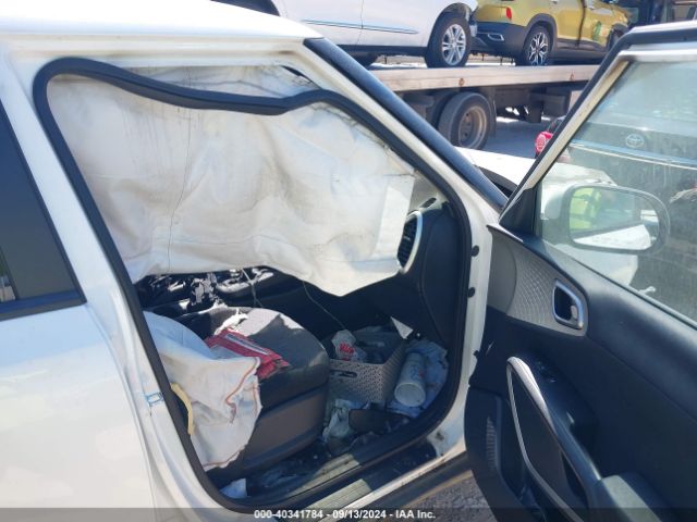 KNDJ23AU0P7856577 KIA SOUL LX