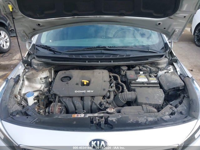 KIA FORTE LX 2017 3KPFL4A73HE058112 Image 10