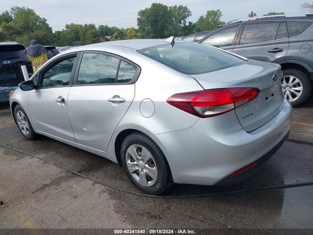 KIA FORTE LX 2017 3KPFL4A73HE058112 Image 3