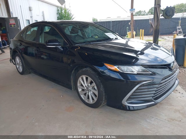Toyota CAMRY LE 2024 4T1C11AK5RU225032 Image 1