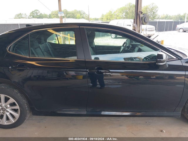 Toyota CAMRY LE 2024 4T1C11AK5RU225032 Image 13