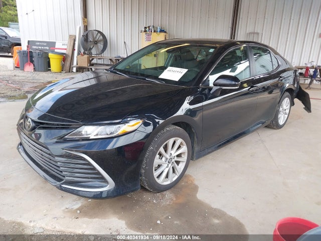 Toyota CAMRY LE 2024 4T1C11AK5RU225032 Image 2