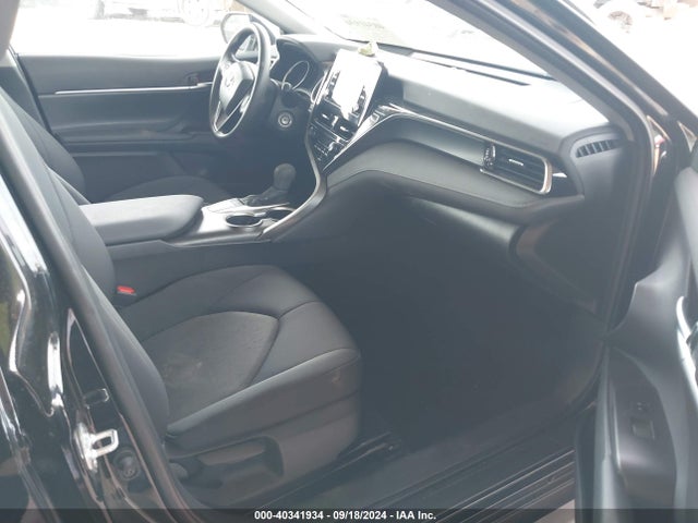 Toyota CAMRY LE 2024 4T1C11AK5RU225032 Image 5