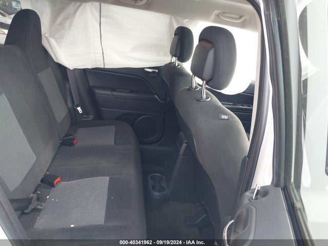 1C4NJRBB5HD122041 Jeep Patriot Sport 4x4