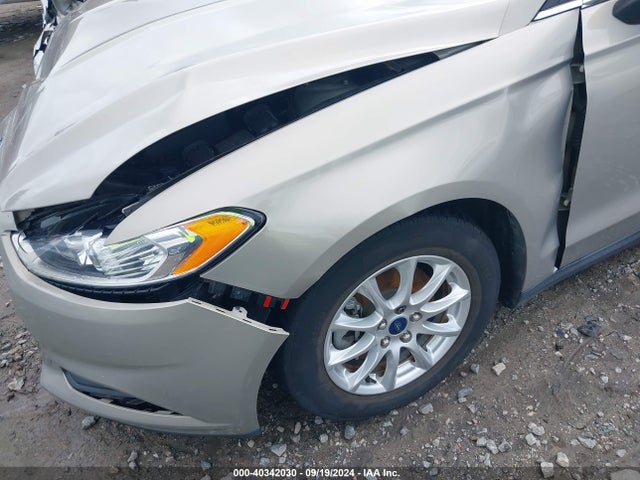 Ford FUSION S 2015 3FA6P0G75FR141525 Image 17