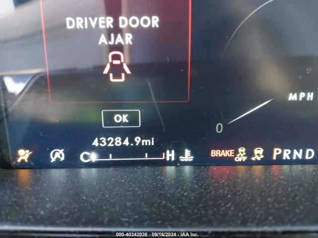 5LMJJ2LTXKEL21545 Lincoln Navigator Reserve
