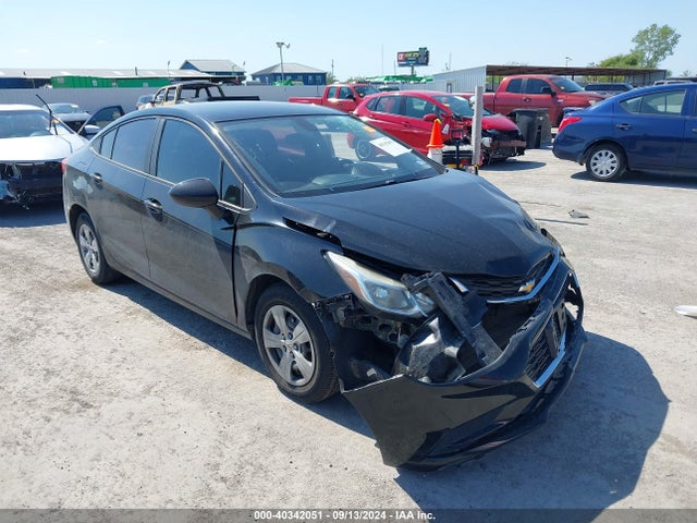 Chevrolet Cruze Ls Auto 2017 1G1BC5SM4H7148273 Image 1