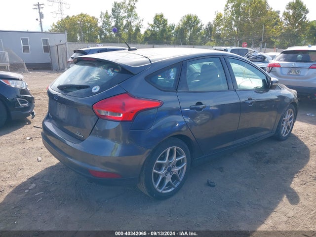 Ford FOCUS SE 2015 1FADP3K27FL217605 Image 4
