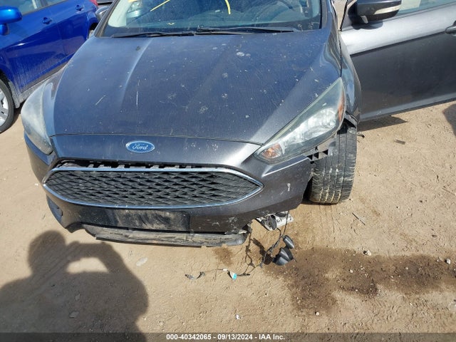 Ford FOCUS SE 2015 1FADP3K27FL217605 Image 6