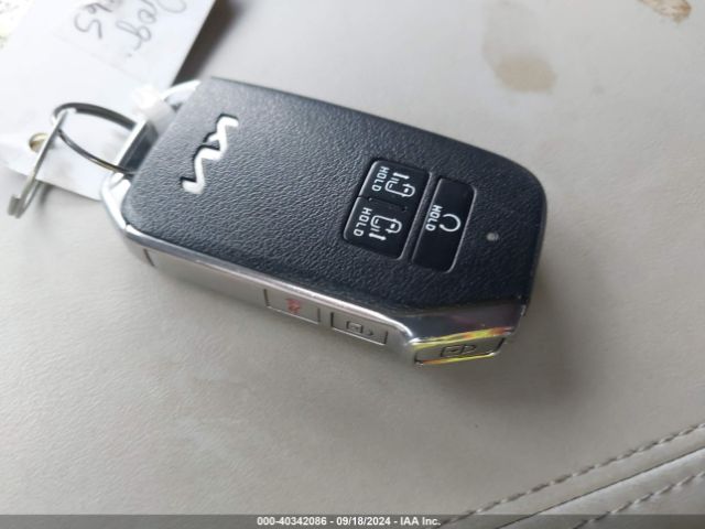 KNDNB4H3XR6325741 KIA Carnival Mpv Lx Seat Package