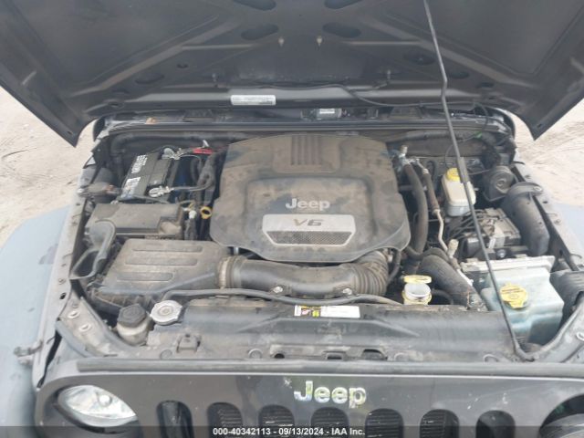 1C4BJWDG1GL321263 Jeep Wrangler Unlimited Sport