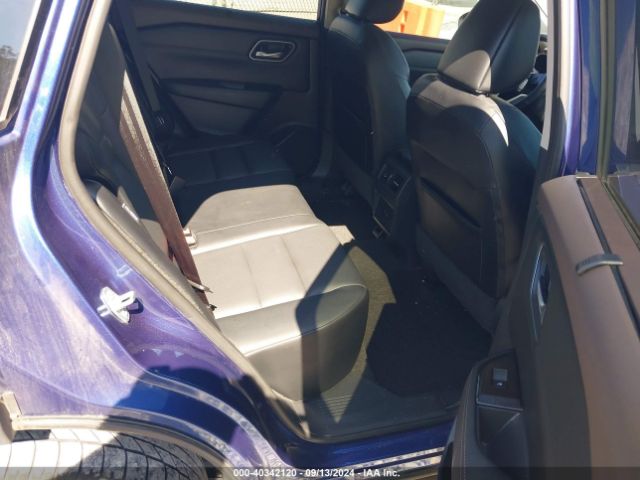 5N1AT3BA5MC722163 Nissan Rogue Sv Fwd
