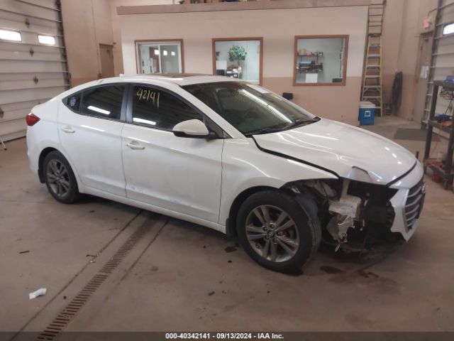 2018 5NPD84LF4JH363780 main image