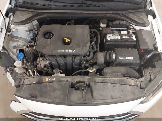 Hyundai Elantra Value Edition 2018 5NPD84LF4JH363780 Image 10