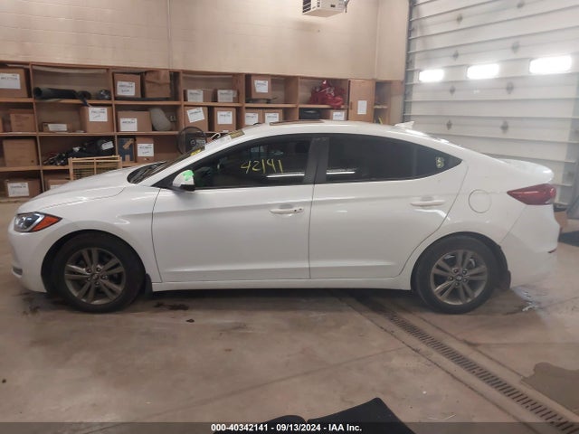 Hyundai Elantra Value Edition 2018 5NPD84LF4JH363780 Image 15