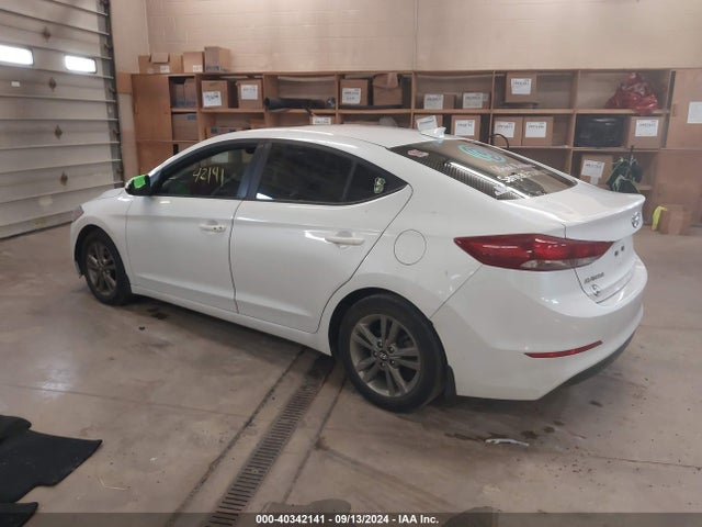 Hyundai Elantra Value Edition 2018 5NPD84LF4JH363780 Image 3