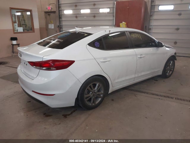Hyundai Elantra Value Edition 2018 5NPD84LF4JH363780 Image 4