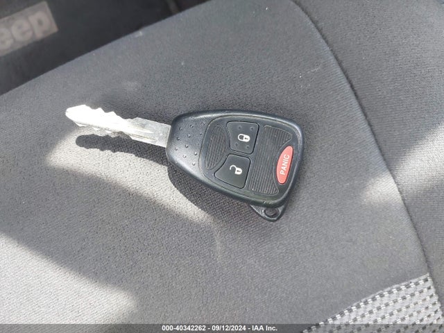 1C4NJPBA7HD207281 Jeep Patriot Sport Fwd
