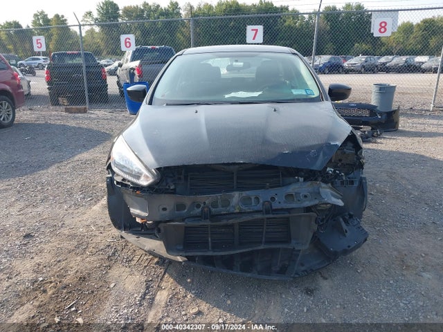 Ford FOCUS SE 2018 1FADP3F2XJL237575 Image 13