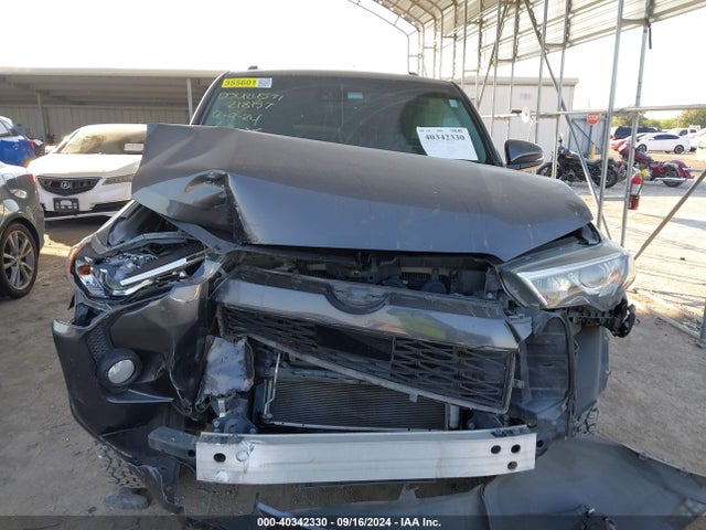 Toyota 4runner Sr5 Premium 2020 JTEZU5JR2L5218157 Image 11
