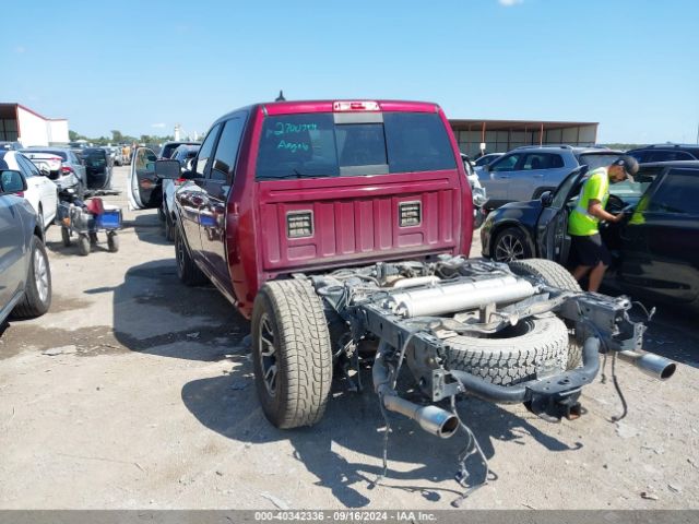 1C6RR7YT9JS102852 RAM 1500 Rebel  4x4 5'7 Box