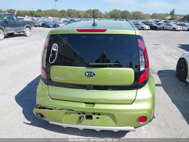 KIA SOUL + 2018 KNDJP3A59J7895945 Image 16
