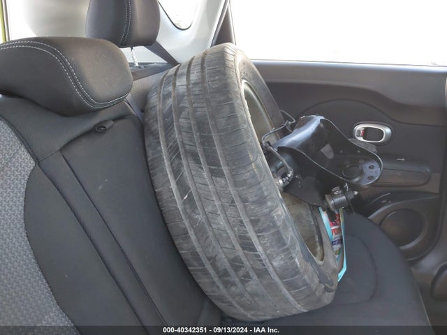KIA SOUL + 2018 KNDJP3A59J7895945 Image 11