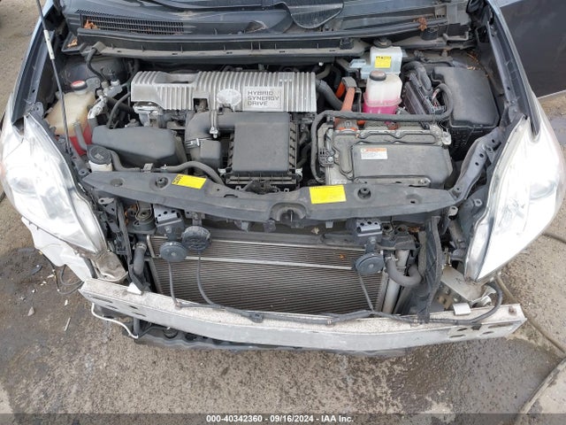Toyota Prius Three 2015 JTDKN3DU5F1873044 Image 10