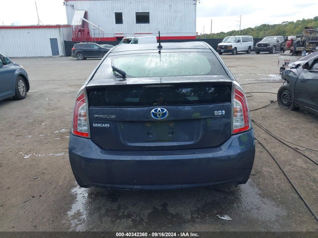 Toyota Prius Three 2015 JTDKN3DU5F1873044 Image 16