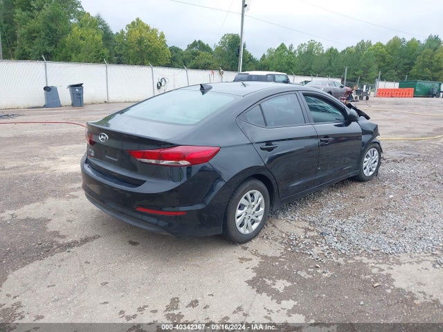 Hyundai ELANTRA SE 2017 5NPD74LF8HH174496 Image 4