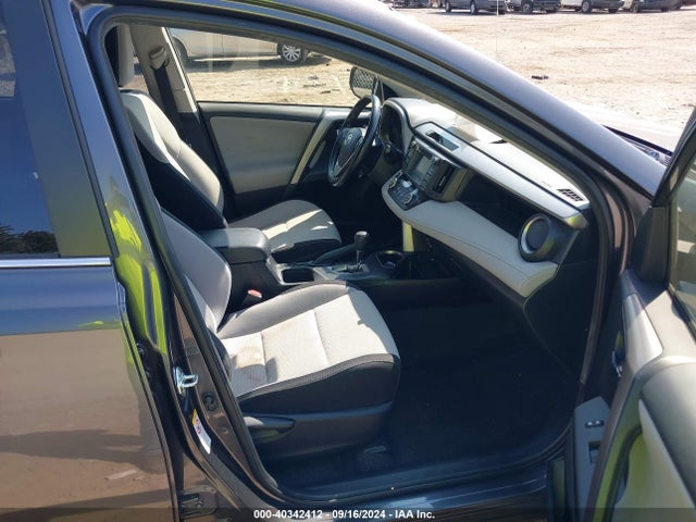 Toyota Rav4 Xle 2018 JTMRFREV1JJ726699 Image 5