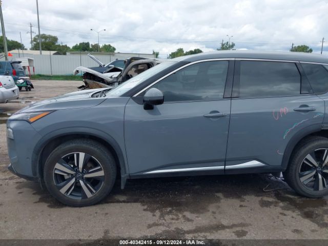 5N1BT3CA5NC687242 Nissan Rogue Sl Fwd