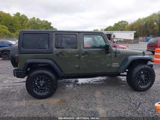 1C4BJWDG6FL595038 Jeep Wrangler Unlimited Sport