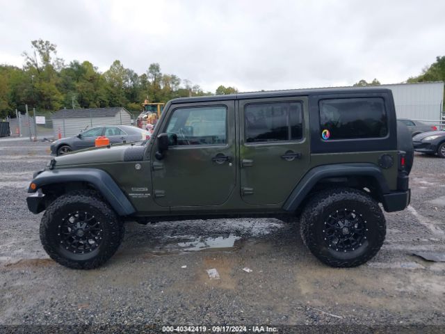 1C4BJWDG6FL595038 Jeep Wrangler Unlimited Sport