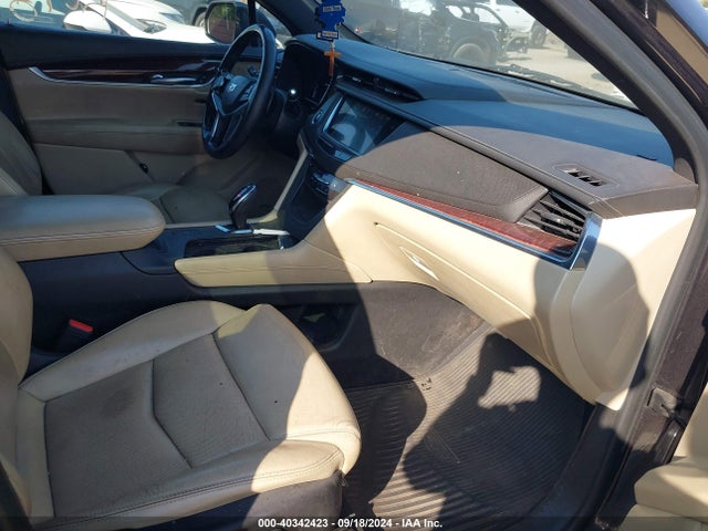 2018 CADILLAC XT5 1GYKNCRSXJZ177307 Photo 4