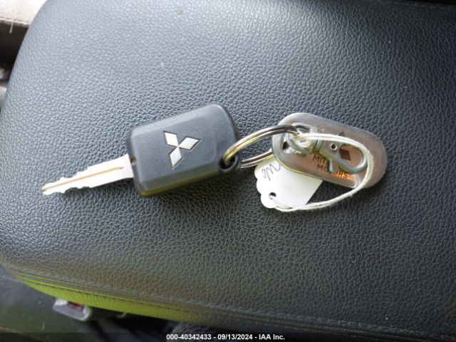 JA4AR3AU2JU010823 Mitsubishi Outlander Sport 2.0 Le